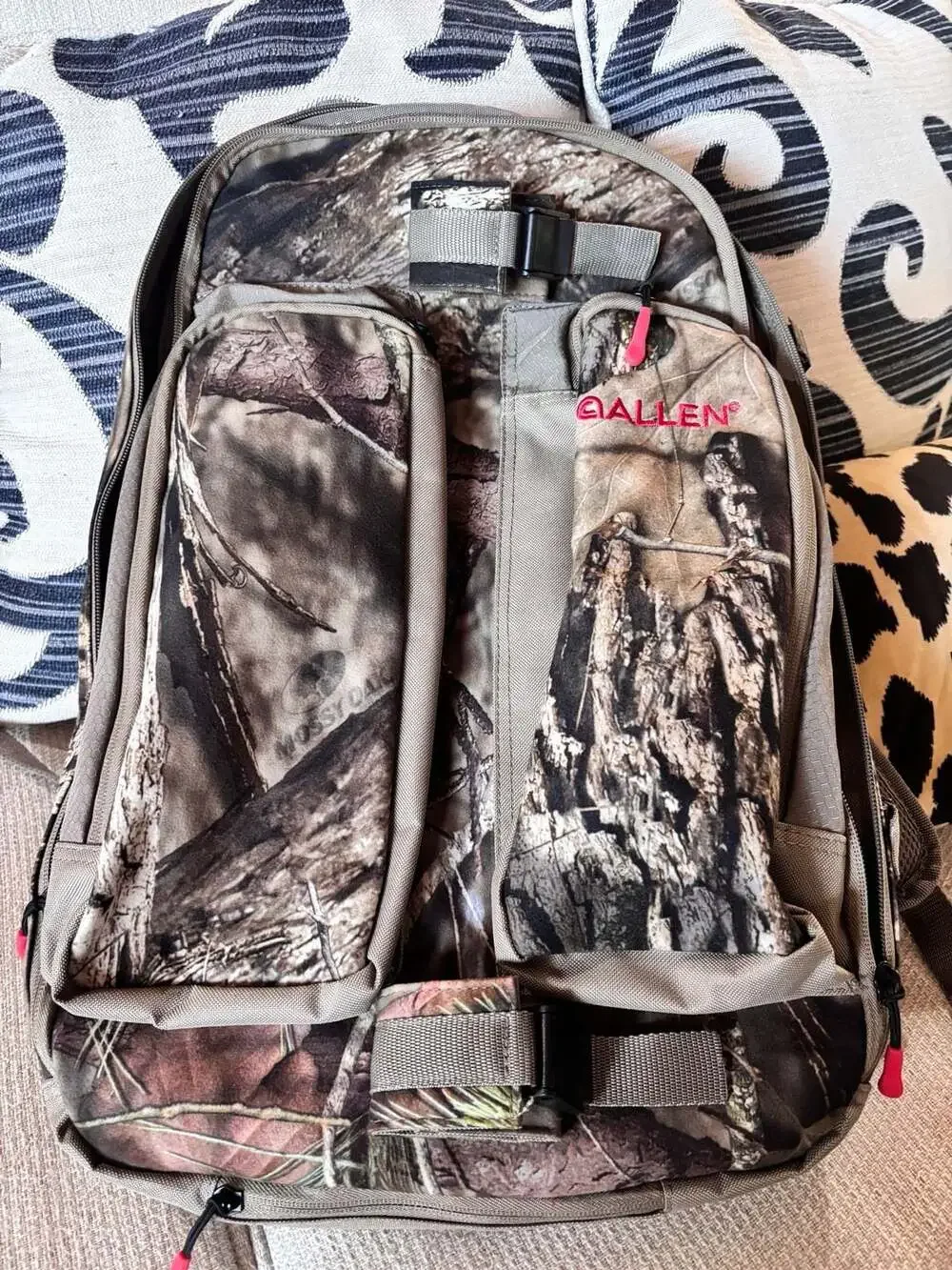 Allen Company Pagosa 1800 Day Pack Hunting Backpack Mossy Oak Break-Up Camo